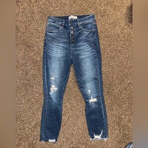 27/4 short Abercrombie & Fitch “high rise super skinny ankle CURVE LOVE”